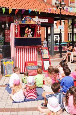 punch-and-judy-performers-2