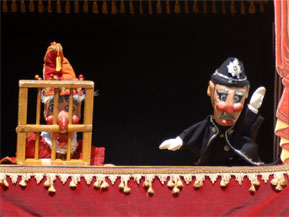 punch-and-judy-performers-3